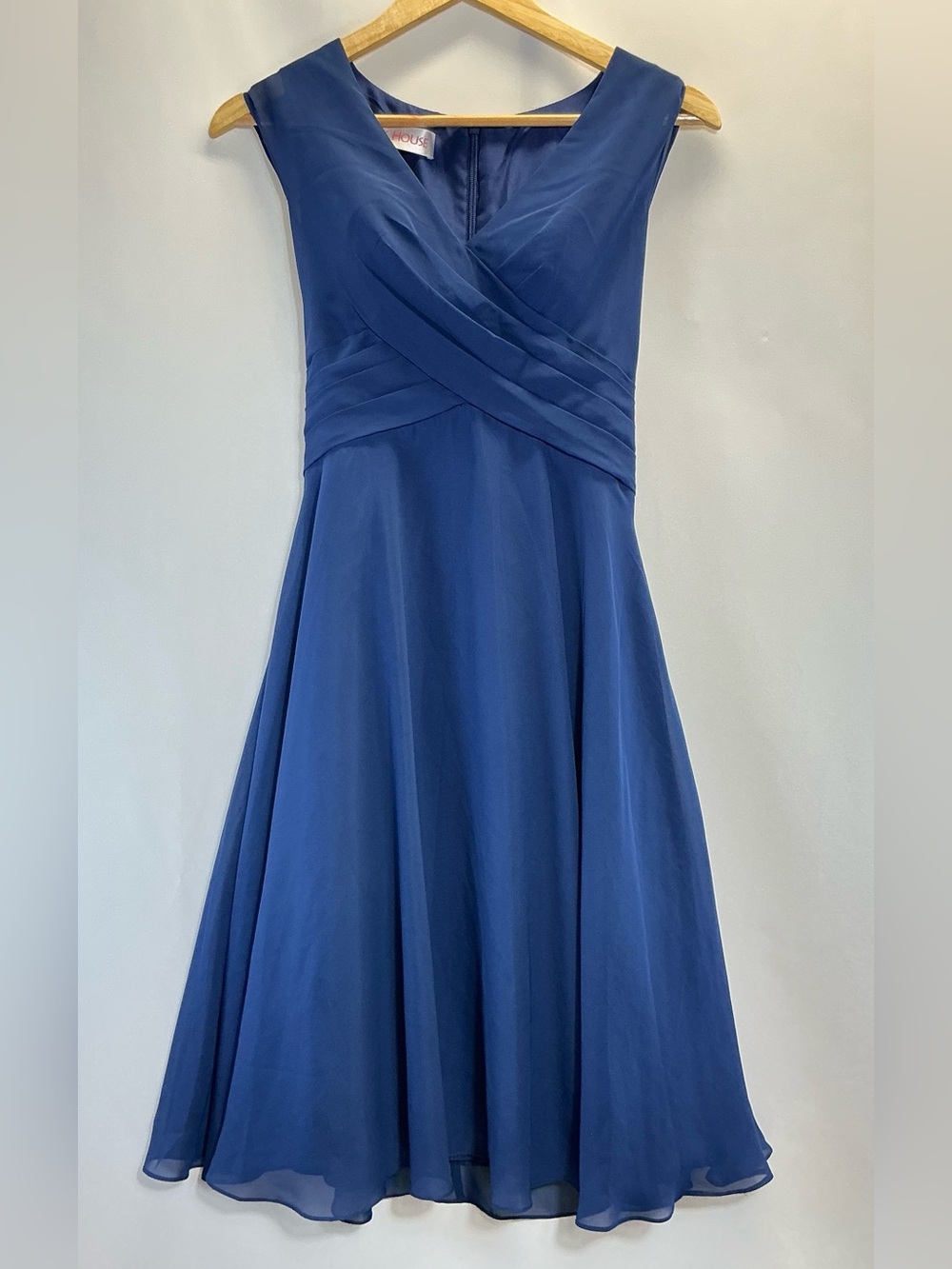 JJ’s House Blue Chiffon Bridesmaid Dress V Neck Sleeveless A-Line Size Unknown - Picture 3 of 9